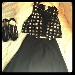 Sequin vest with sliver and black squares