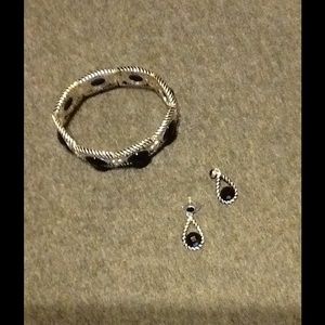 Bracelet and earring set