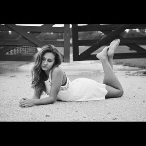 Meet your Posher, Avery