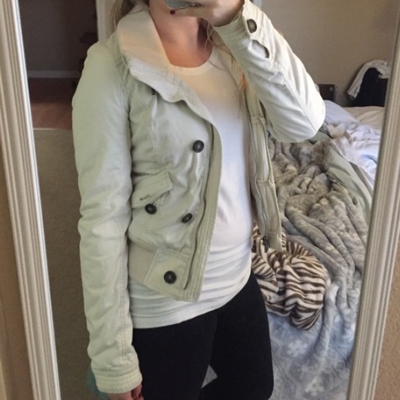 Abercrombie & Fitch Jackets & Blazers - A&F jacket w/ soft plaid lining