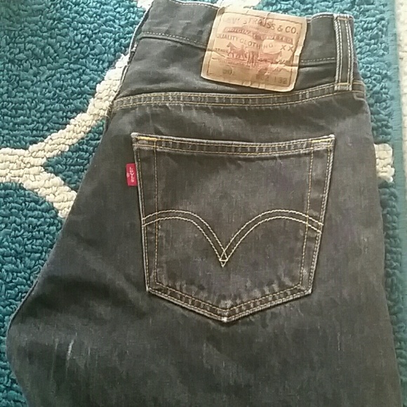 LEVI JEANS