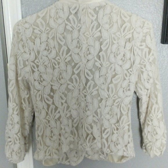 Blazer - Picture 2 of 2