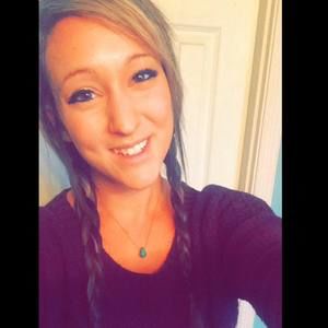 Meet your Posher, Alexis