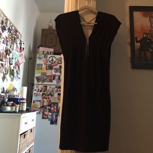 🚫SOLD🚫Black DKNY dress w/back chain