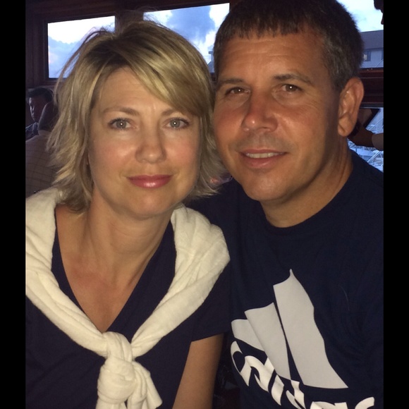 Meet your Posher, Robin - Picture 1 of 1