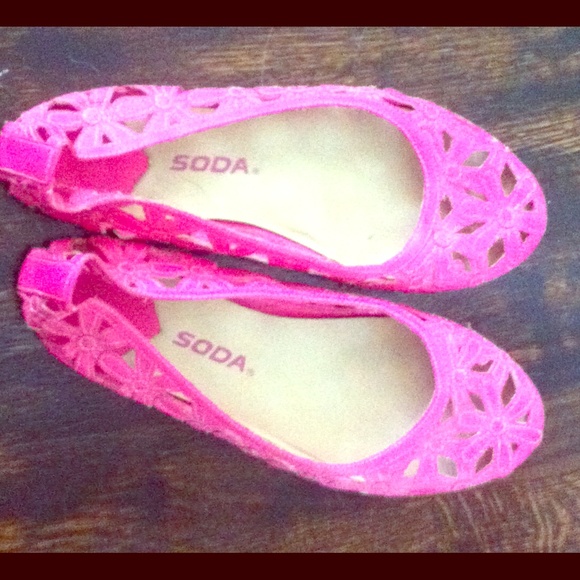 Pink flats