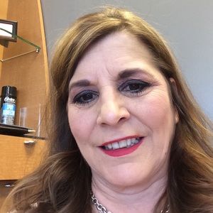 Meet your Posher, Gina