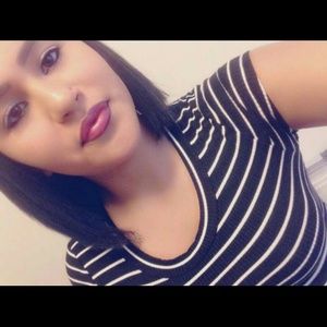 Meet your Posher, Esmeralda