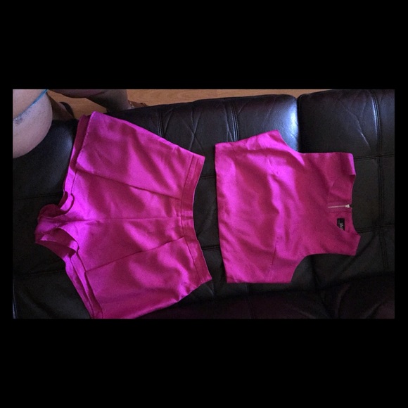 Lulu's 2 piece matching crop top and shorts