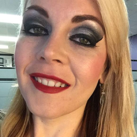 Meet your Posher, Kelly