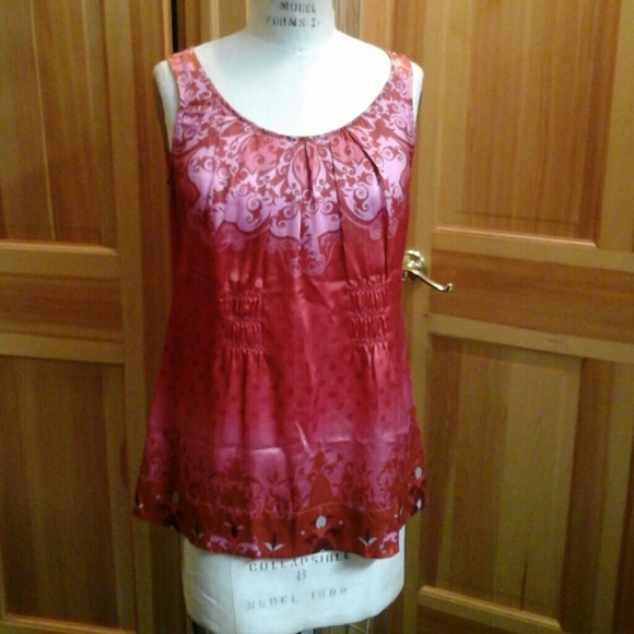 Cabi Top - Picture 1 of 4