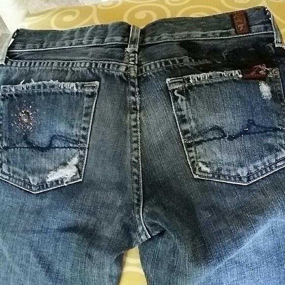 Capris - Picture 3 of 4