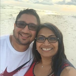 Meet your Posher, Dimple