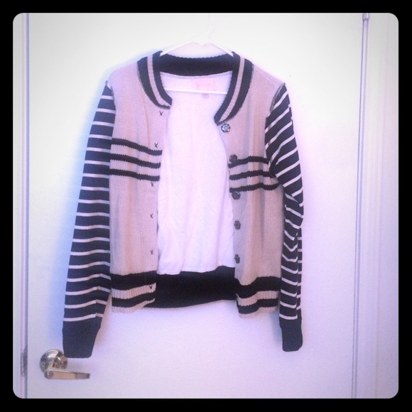 Skies Are Blue Striped Sweater Size Small