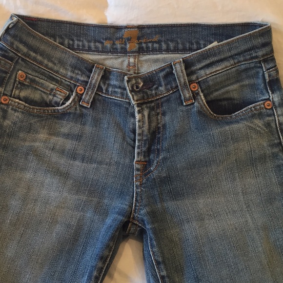 7 FOR ALL MANKIND Flare Low Rise Jeans - Picture 4 of 6