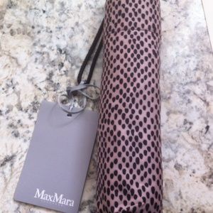Max mara small print umbrella (brand new)