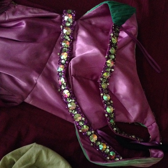 Prom dress - Picture 4 of 4