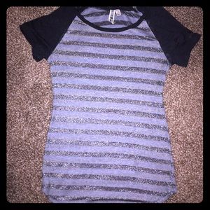 BKE Black and Silver top