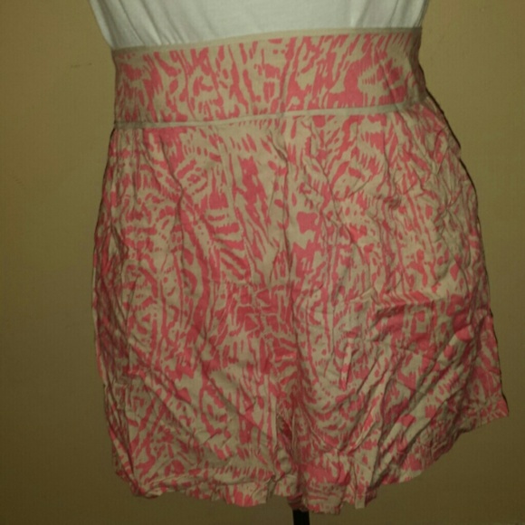 Cute High Waist Shorts - Picture 2 of 2