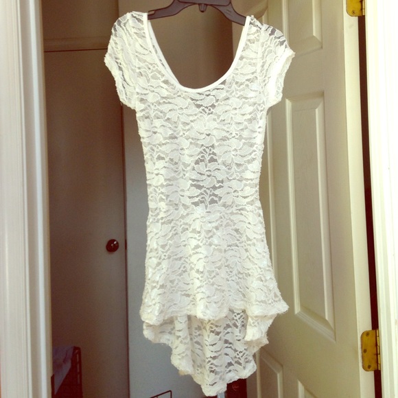 White medium top