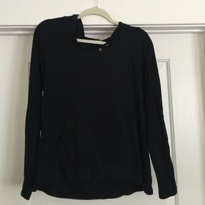 Long sleeve hooded t shirt