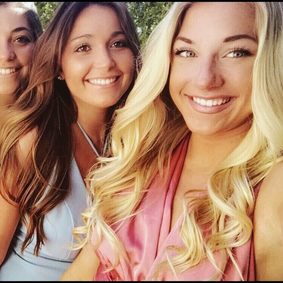 Meet your Posher, Mikayla - Picture 3 of 3