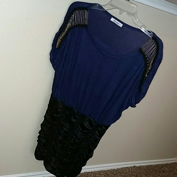 Stretching little black dress w/ shoulder accents