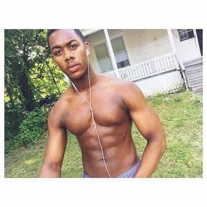 Meet your Posher, Ronnie