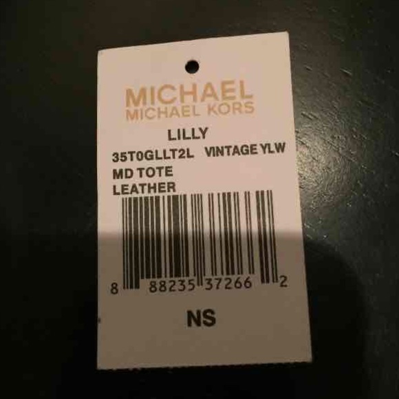 SOLD🎀 - Picture 3 of 3