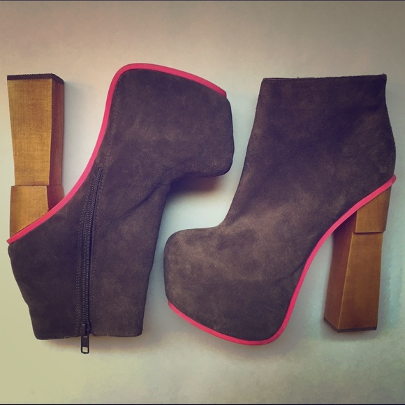 Dolce Vita shoes