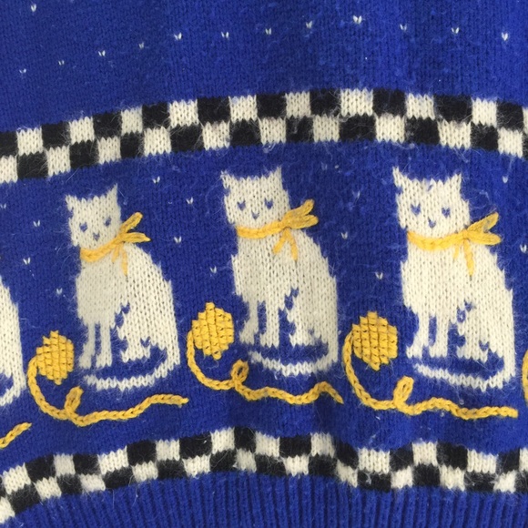 Vintage Knit Cat Sweater Vest 😺 - Picture 3 of 4