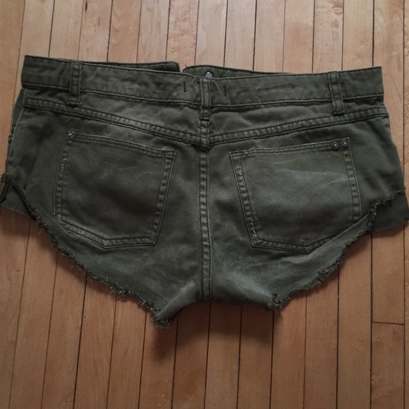 Free People shorts - Picture 1 of 3
