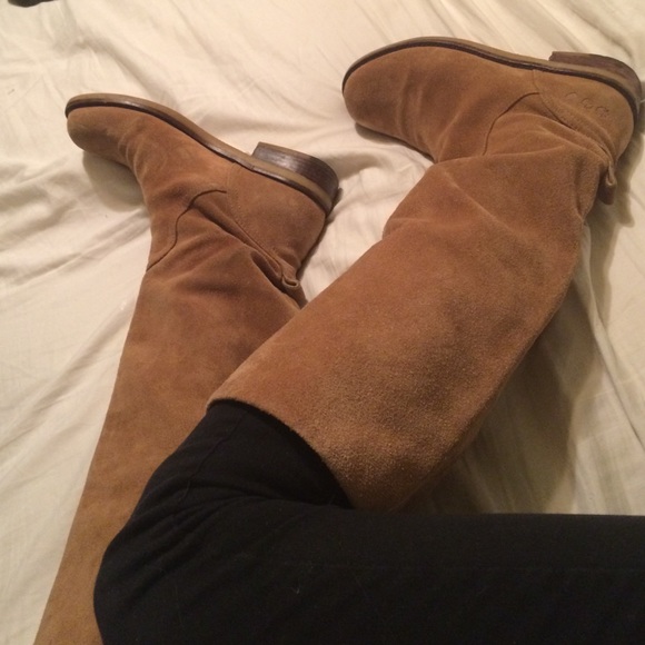 Tan Suede Boots - Picture 4 of 5