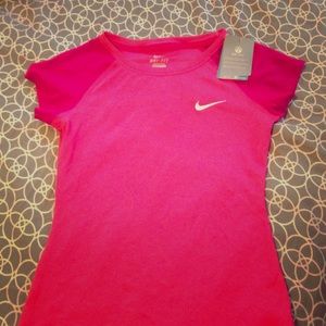 Brand new Nike work out top