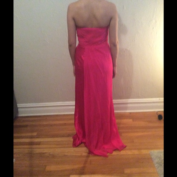 Beautiful fuschia dress - Picture 3 of 4