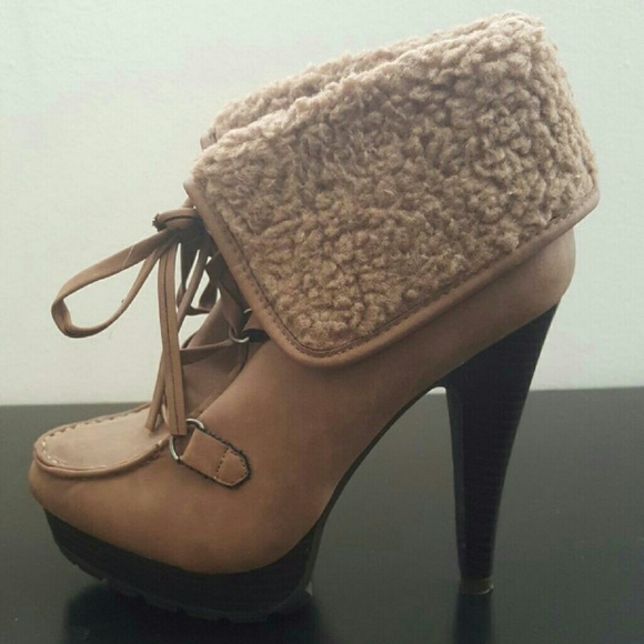 Booties - Picture 3 of 4