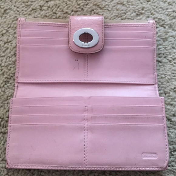 Coach Wallet - Picture 2 of 4