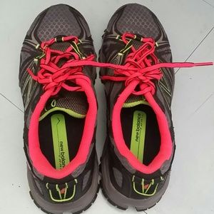 New Balance Sneakers