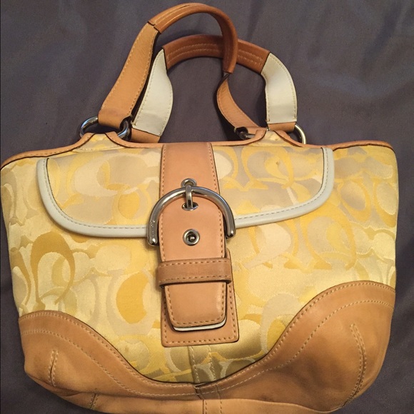 Coach Hobo Bag (yellow) - Picture 1 of 3