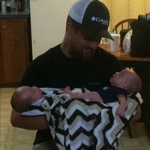 Meet your Posher, Dustin