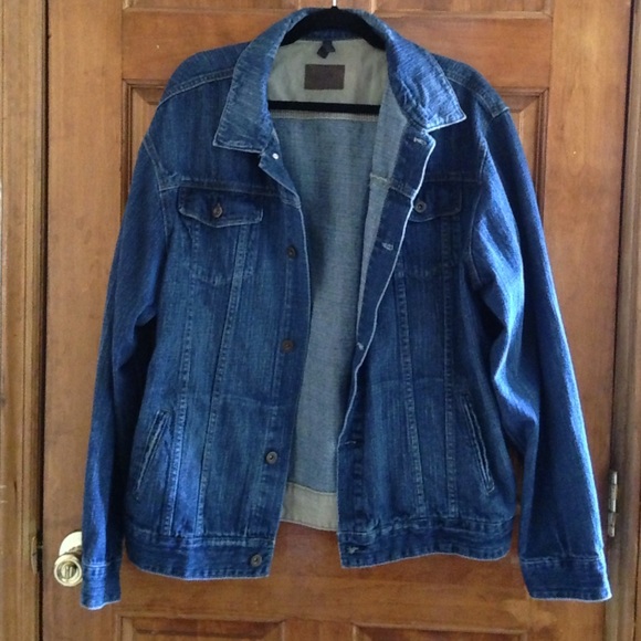 Old school denim jacket 👖