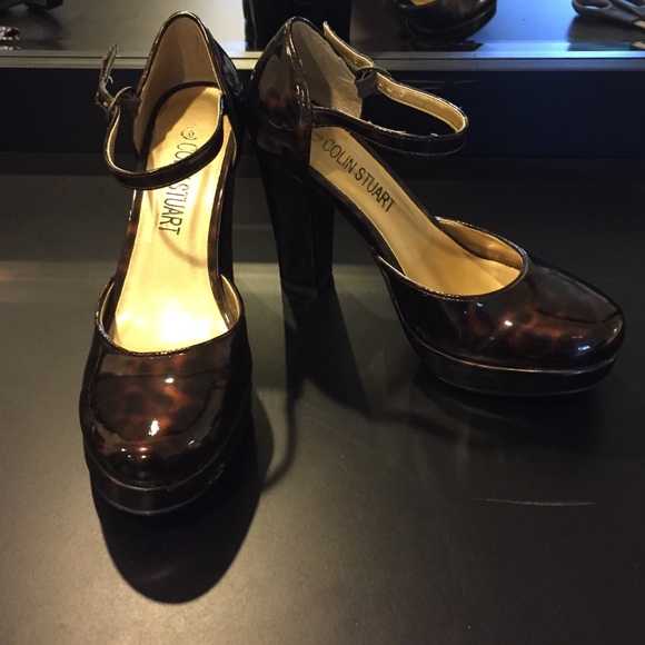 Colin Stuart Heels. Size 6