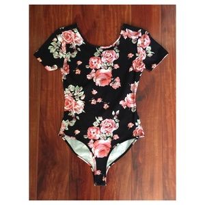 Cute floral print bodysuit