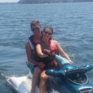 Meet your Posher, Kayla