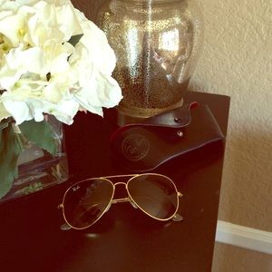 Ray Ban Aviators and Case