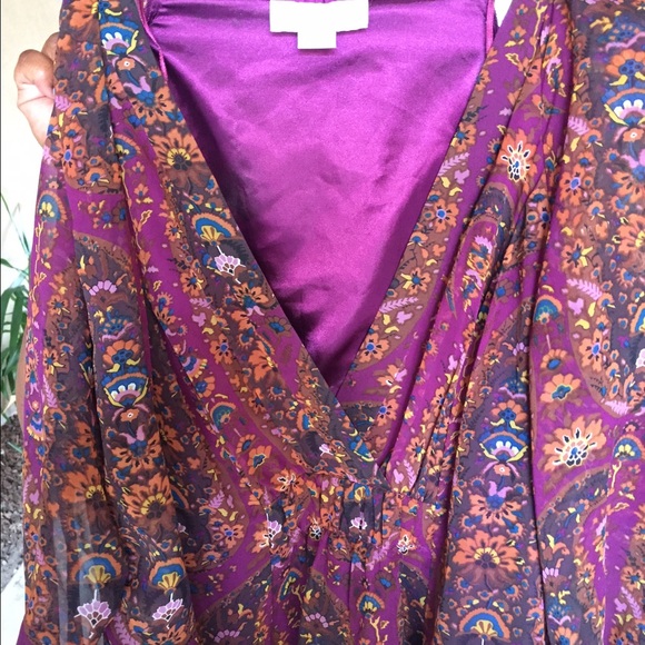 Beautiful colorful dress - Picture 3 of 3