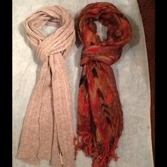 Scarfs - Picture 2 of 2