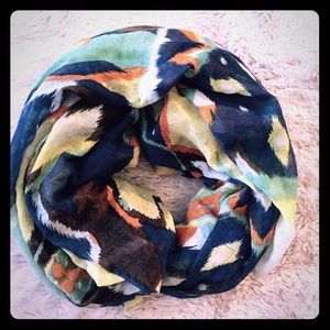 Multi color scarf🍃