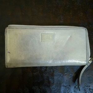 Coach Poppy Gold Wallet