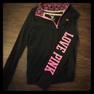 Black and pink vs sweatshirt